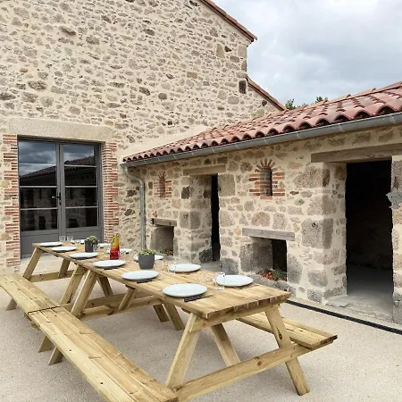 Belle Epoque Renove En Pierre, En Campagne Avec Terrasse A 5min Du Puy Dufou Ferienhaus